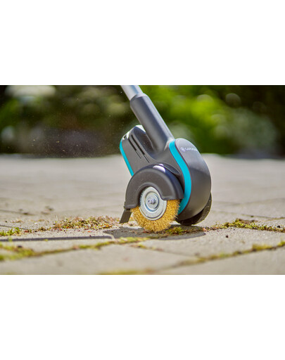 GARDENA Spazzola a batteria per fughe 1800/18V P4A con batteria