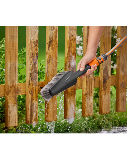 GARDENA Cleansystem spazzola manuale morbida S con ricariche di sapone